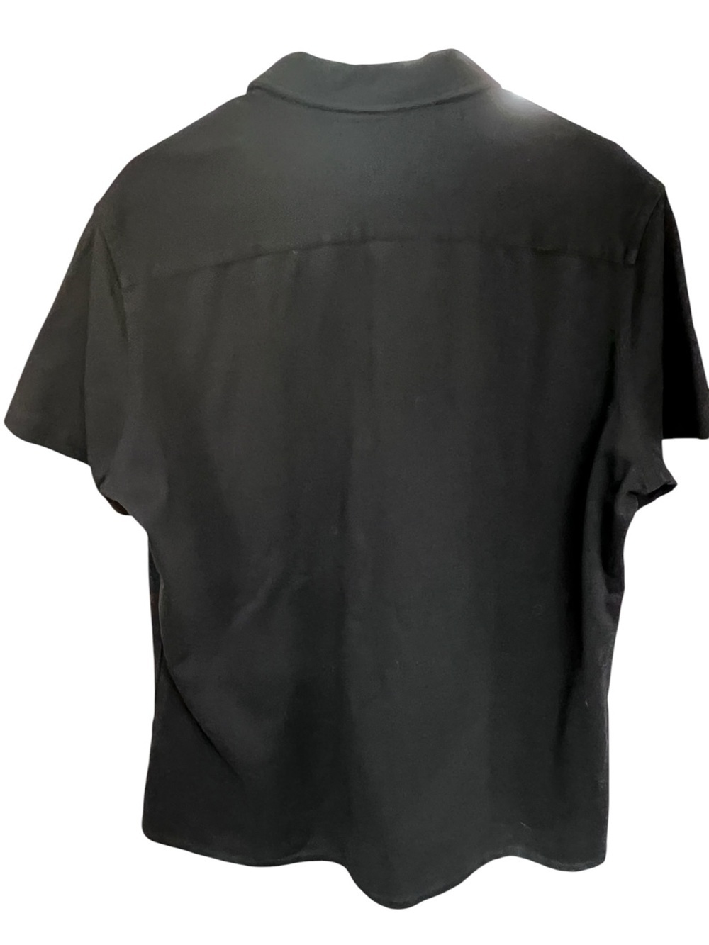 Collars & Co Men's Black Short-Sleeve Button-Down Shirt - Picture 2 of 4